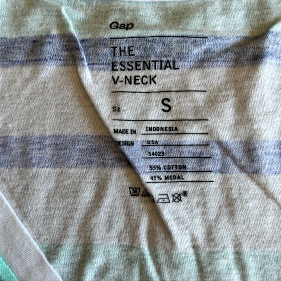 Like New! | GAP | Blue/Mint/White Stripe | Essential V-Neck | Size S - Picture 3 of 8